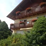 Haus Anna 아파트 *