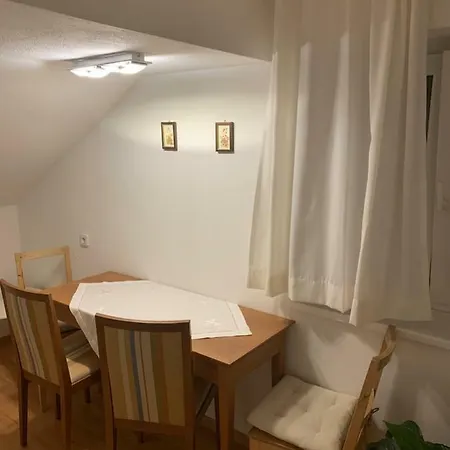 Haus Anna Apartment *